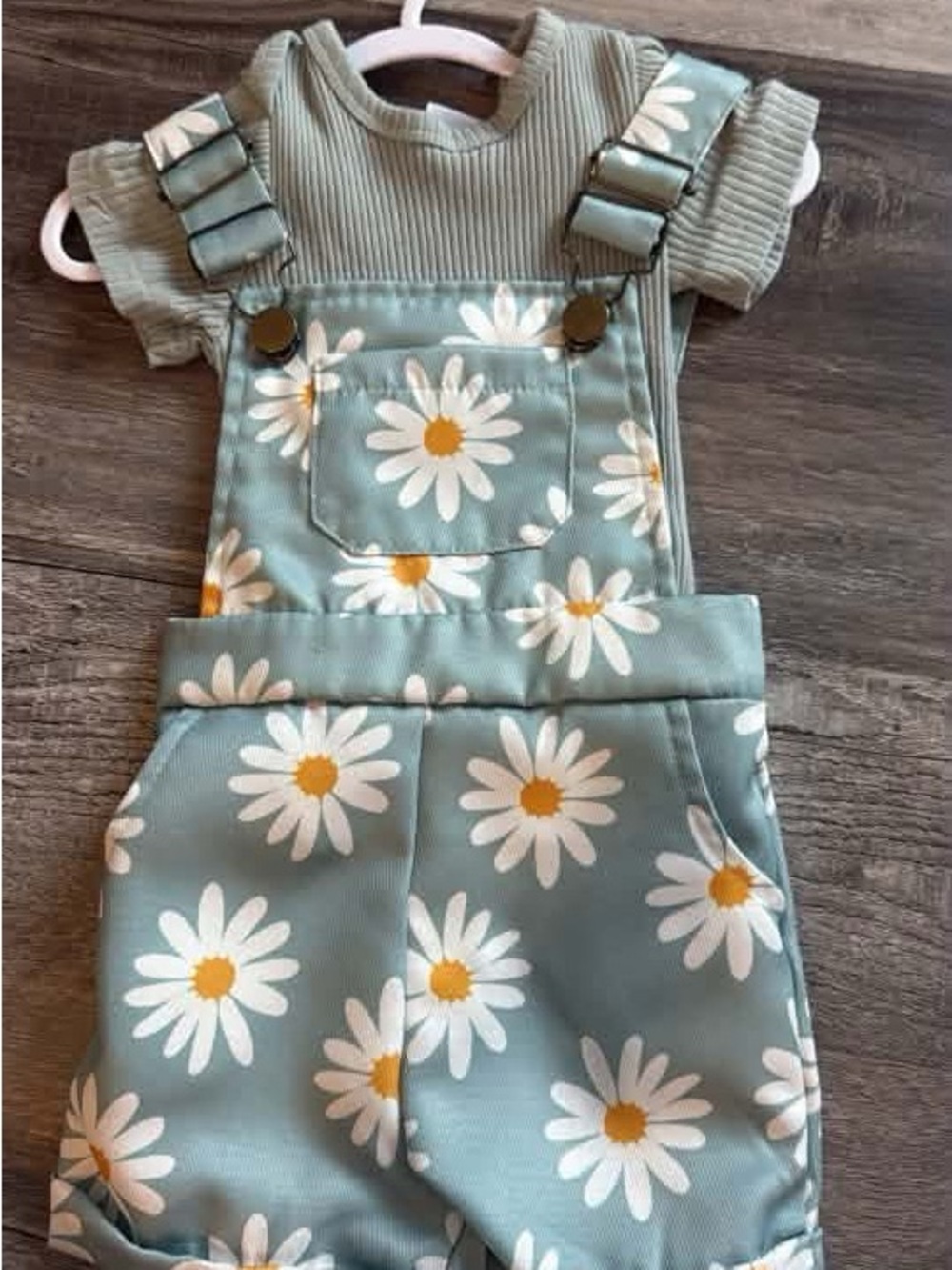 SHEIN Sage Green Daisy Print Overalls for Kids